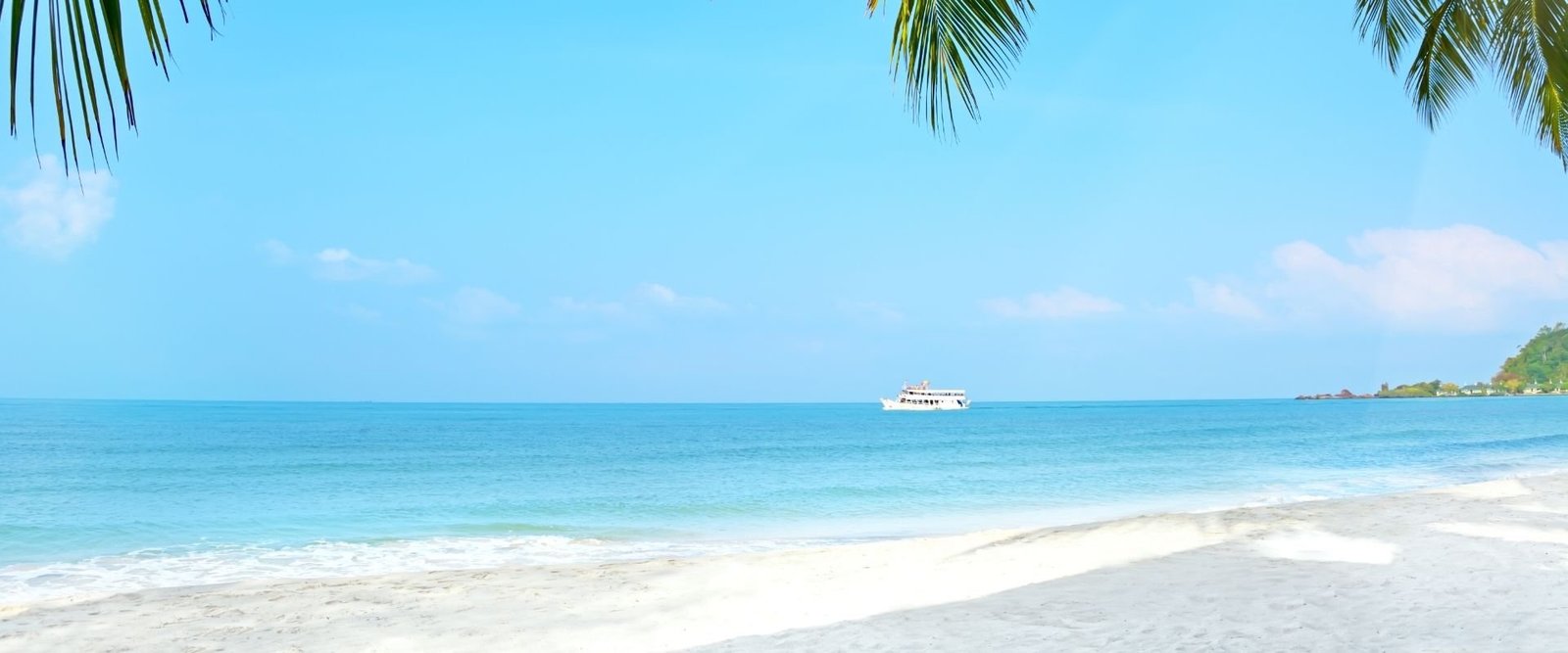 เที่ยวชายหาด เล่นน้ำทะเล - Image 3