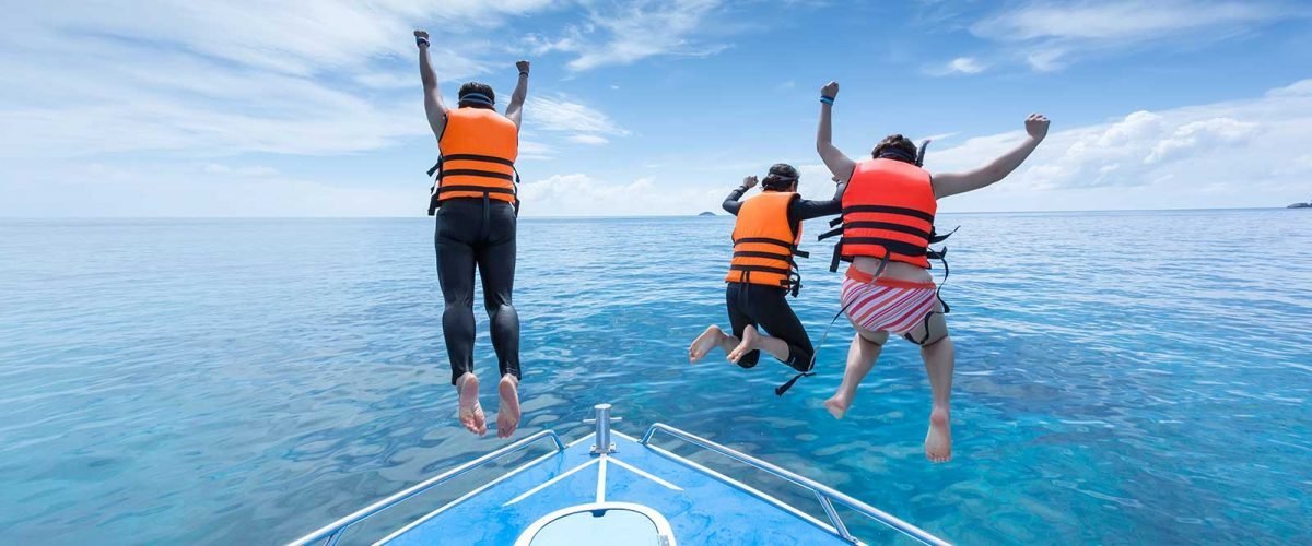 เที่ยวชายหาด เล่นน้ำทะเล - Image 2